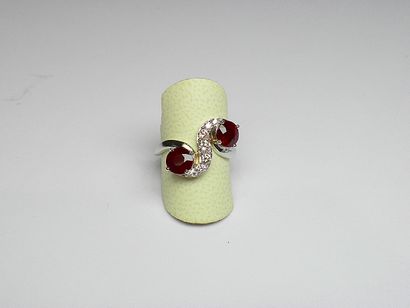 null Ring "You and Me" set with 2 round NATURAL rubies probably Burmese of very beautiful...