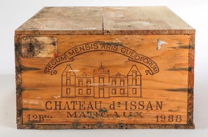 null 
1 wooden case of 12 Btls Château d'Issan Margaux 1988
