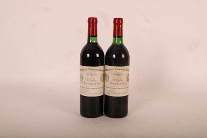 null 2 Btls Château Cheval Blanc St Émilion 1er grand cru classé 1980