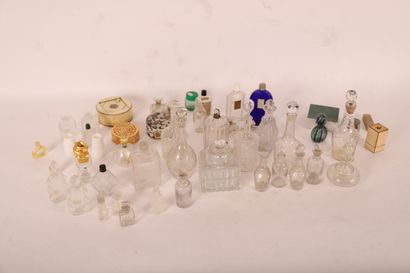 SET OF ABOUT 25 BOTTLES OF PERFUMES AND MINIATURES...