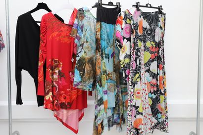 null Lot of clothes including:

-Guy Laroche black top, size 3

-Chacok "Asia" dress...