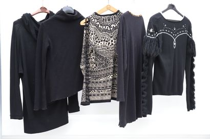 null Lot of 5 clothes including:

-black tunic with woman's profile, Luc.ce M/L

-black...