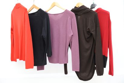 null Lot of 5 clothes including:

-red sweater Espace Cashmere

-black L'espace Cashmere...