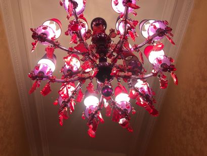 null RED AND PURPLE TINTED GLASS PENDANTS LIGHT, 20th century

18 arms of lights

H...
