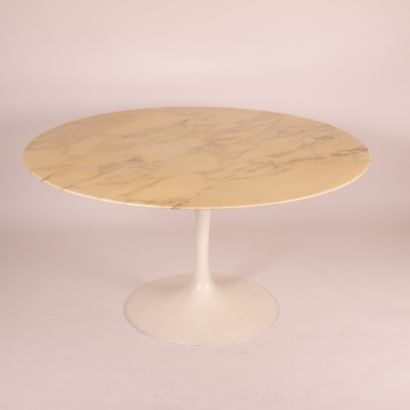 Knoll Saarinen TABLE RONDE "TULIPE" d'Eero SAARINEN (1910-1961) pour KNOLL

Plateau...