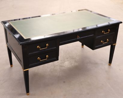 null 1940'S DIRECTOIRE STYLE DESK
Black lacquered wood and green desk pad
Opening...