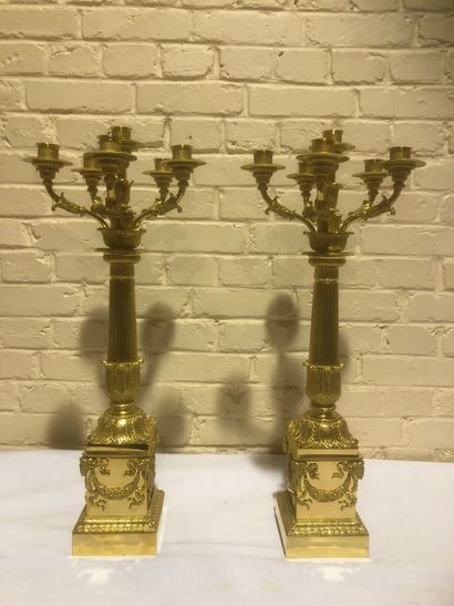 null PAIR OF LARGE GOLDEN BRONZE EMPIRE CANDLES attributed to Pierre-Philippe THOMIRE
With...