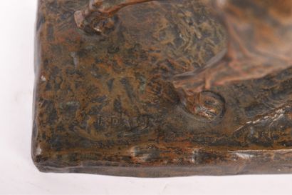 R. Dreux SCULPTURE "CHIEN DE CHASSE" de R DREUX (XIXe)
Bronze à patine médaille
Signé...