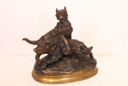 Thomas Cartier ANIMAL GROUP IN BRONZE "TWO DOGS PLAYING" by Thomas François CARTIER...