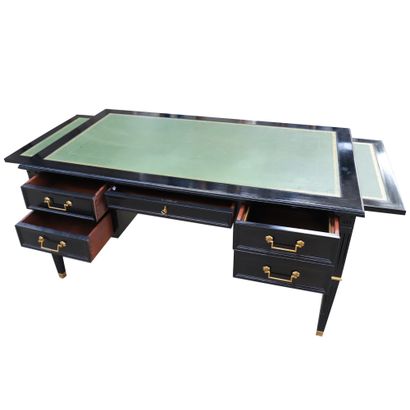 null 1940'S DIRECTOIRE STYLE DESK
Black lacquered wood and green desk pad
Opening...