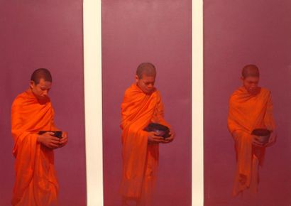 U.SAVADEE Triptyque de moines tibétains. Huile sur toile. Peintre asiatique. Epoque...