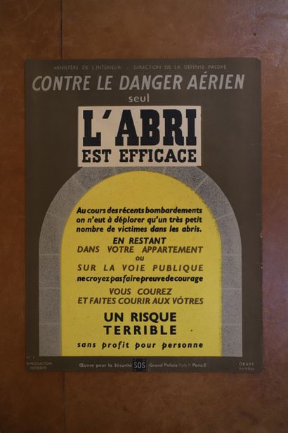 null AFFICHE N°1 MINISTERE DE L'INTERIEUR- Direction de la Défense Passive 
"L'ABRI...