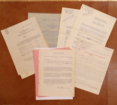 null Lot de 5 courriers destinés au Général de Monsabert avec différents Généraux....