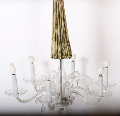  JOLI LUSTRE in the style of André ARBUS (1903-1969)
Six-arm chandelier with drop-shaped... Gazette Drouot