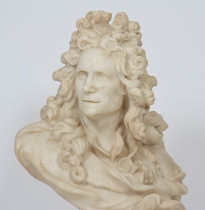 null BUSTE D'HOMME DE QUALITE

En marbre, représentant un personnage du XVIIème siècle,...