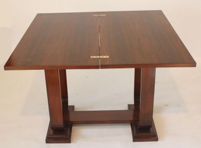 null PETITE TABLE D’APPOINT DE SALLE A MANGER

	Comprenant un plateau basculant en...