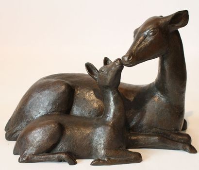 null BRONZE "BICHE ET FAON" D'APRES PAUL SIMON (1892-1979)

Bronze, la Biche et son...