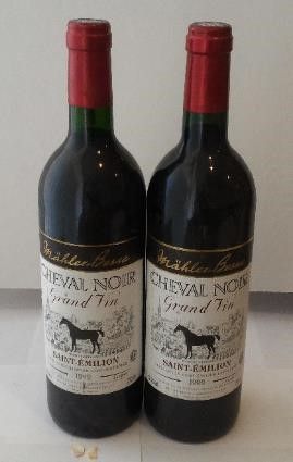 null 2 bouteilles 75cl Cheval Noir 1999

Appellation Saint-Emilion Contrôlée

Grand...
