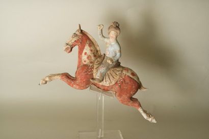 null JOUEUSE DE POLO CHINE DYNASTIE TANG

Joueuse de polo, figurée sur son cheval...