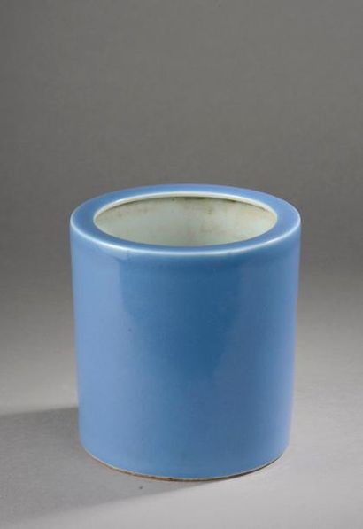 null Porte pinceaux cylindrique bitong en porcelaine à glaçure monochrome bleu clair...