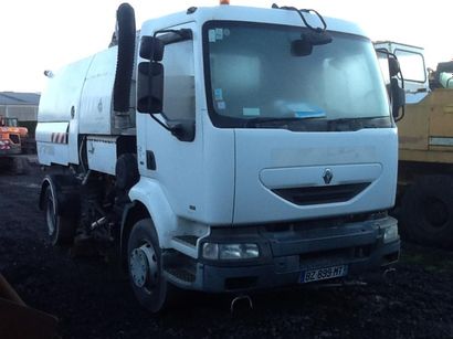 CAMION BALAYEUR ASPIRATEUR VOIRIE RENAULT

Date...