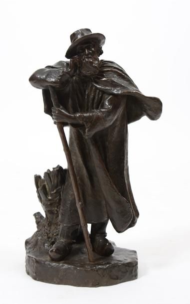 null BRONZE "LE CAMPAGNARD PENSIF" DE CHARLES VINCENT (1861-1918)

Bronze à patine...