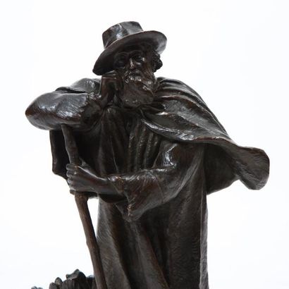 null BRONZE "LE CAMPAGNARD PENSIF" DE CHARLES VINCENT (1861-1918)

Bronze à patine...