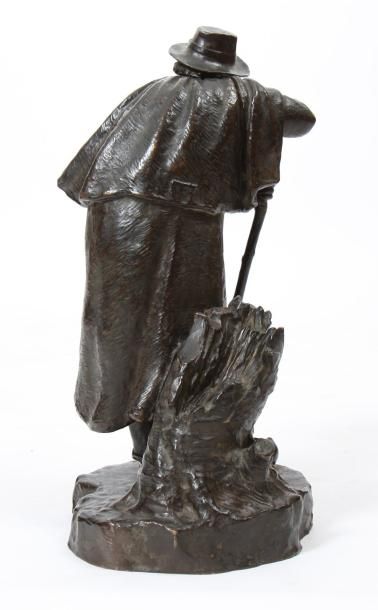 null BRONZE "LE CAMPAGNARD PENSIF" DE CHARLES VINCENT (1861-1918)

Bronze à patine...