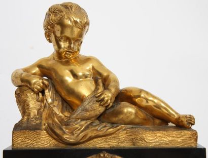 null PENDULE "ENFANT A L'OISEAU" RESTAURATION DE THOMIRE

En bronze doré et marbre...