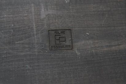 null TABLE MODERNE

En bois laqué, à pietement métallique

Epoque XXème siècle

H:...