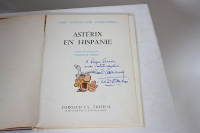null "ASTERIX EN HISPANIE" Dédicacé par GOSCINNY et UDERZO à ROGER- PIERRE (1923-2010)

Edition...