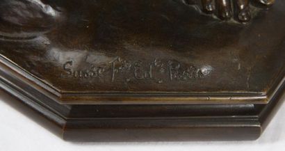 null BRONZE "FLORE" DE CARPEAUX (1827-1875)

Bronze à patine marron foncé, à base...