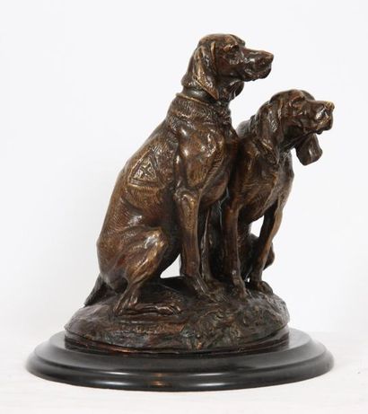 null BRONZE "DEUX CHIENS DE MEUTE ASSIS" DE EMMANUEL FREMIET (1824-1910)

Bronze...