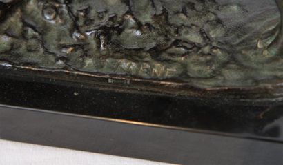 null BRONZE "SANGLIER" DE MENE (1810-1879)

En bronze à patine vert antique, sur...