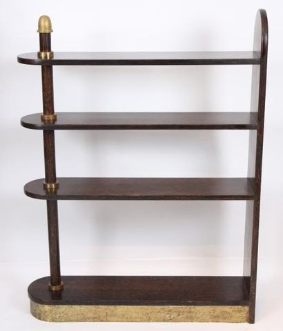 null ETAGERE DE EUGENE PRINTZ (1889-1948)
En bois teinté et doré, composée de quatre...