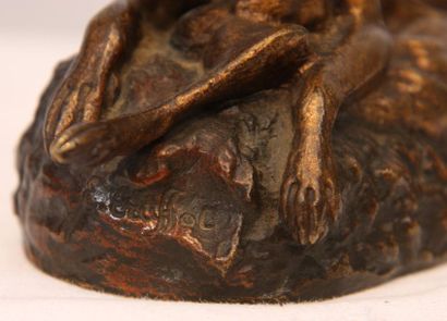 null BRONZE "CHIEN AU LIEVRE" DE TRUFFOT (1843-1896)

En bronze à patine mordorée,...