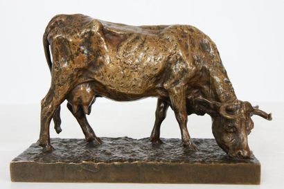 null BRONZE"VACHE PATURANT" DE FRANCOIS BRIFFAULT (1862-1930)

En bronze à patiné...