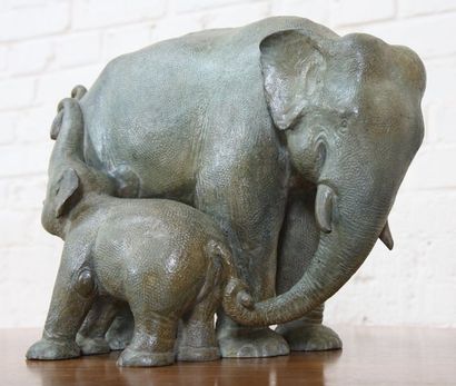 null BRONZE "MATERNITE ELEPHANT OU LA DANSE" DE PAUL SIMON (1892-1979)

Bronze à...