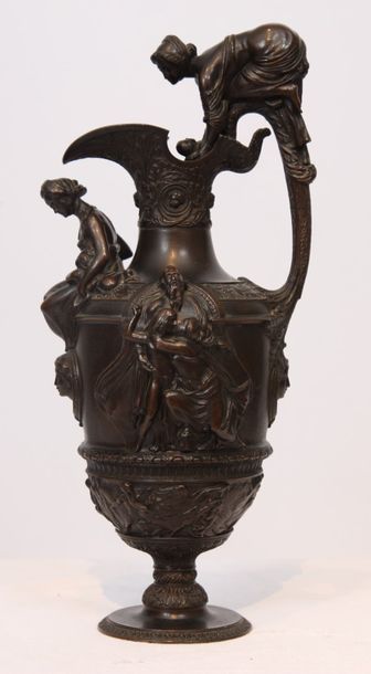 null AIGUIERE EN BRONZE "MOISE SAUVE DES EAUX" 1835 DE TRIQUETI (1803-1874)

En bronze...