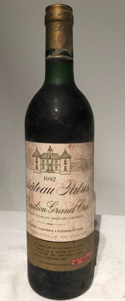 null 1 bouteille de "Chateau PATRIS" 1982

Niveau goulot.