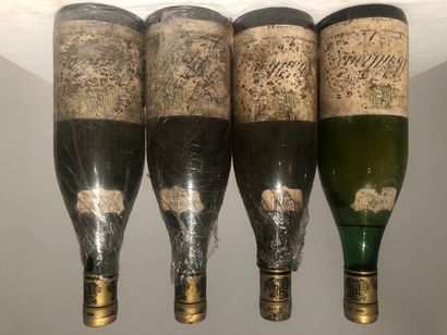 null Lot de 4 bouteilles de "MONT LOUIS" Daniel MOREAUX BOURGOGNE BLANC1986