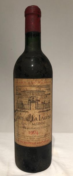 null 1 bouteille de "Château LA LAGUNE" 1964

Niveau base goulot.