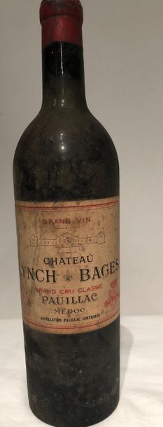 null 1 bouteille de "Château LYNCH-BAGES" 1950

Niveau haute épaule.