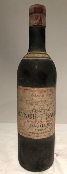 null 1 bouteille de "Chateau LYNCH-BAGES" 1964

Niveau mi-épaule.