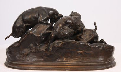 null BRONZE "TROIS CHIENS AU TERRIER" DE MENE (1810-1879)

Bronzeà patine marron...