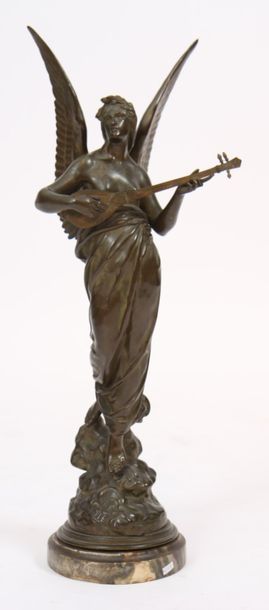 null BRONZE "MELODIE" DE EMILE PICAULT (1833-1915)

Bronze patiné figurant un ange...