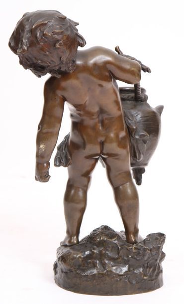 null BRONZE "LE PETIT PORTEUR D'EAU" D'AUGUSTE MOREAU (1861-1906)

En bronze à patine...
