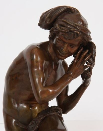 null BRONZE "LE PECHEUR NAPOLITAIN" DE CARPEAUX (1827-1875)

En bronze patiné, signé...