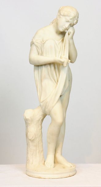 null MARBRE "JEUNE FILLE A L'OISEAU"

En marbre blanc statuaire, représentant une...