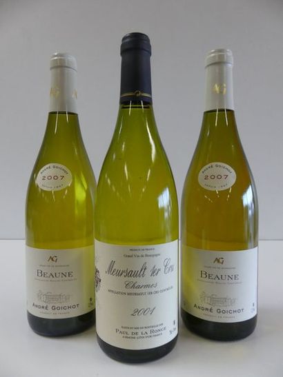 null 3 BTLES : 1 Meursault 1er Cru Blanc "Charmes" Paul de la Ronce 2001 ; 2 Beaune...